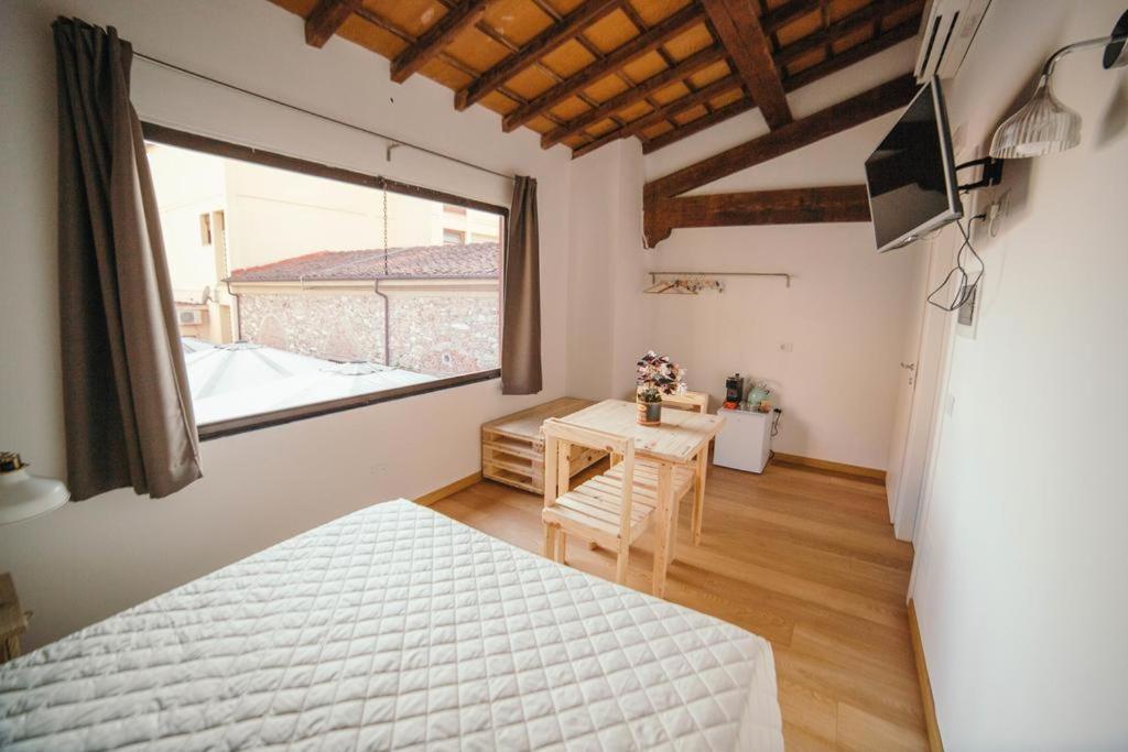 Le Camere Pietrasantine - Centro Storico Pietrasanta Pokój zdjęcie